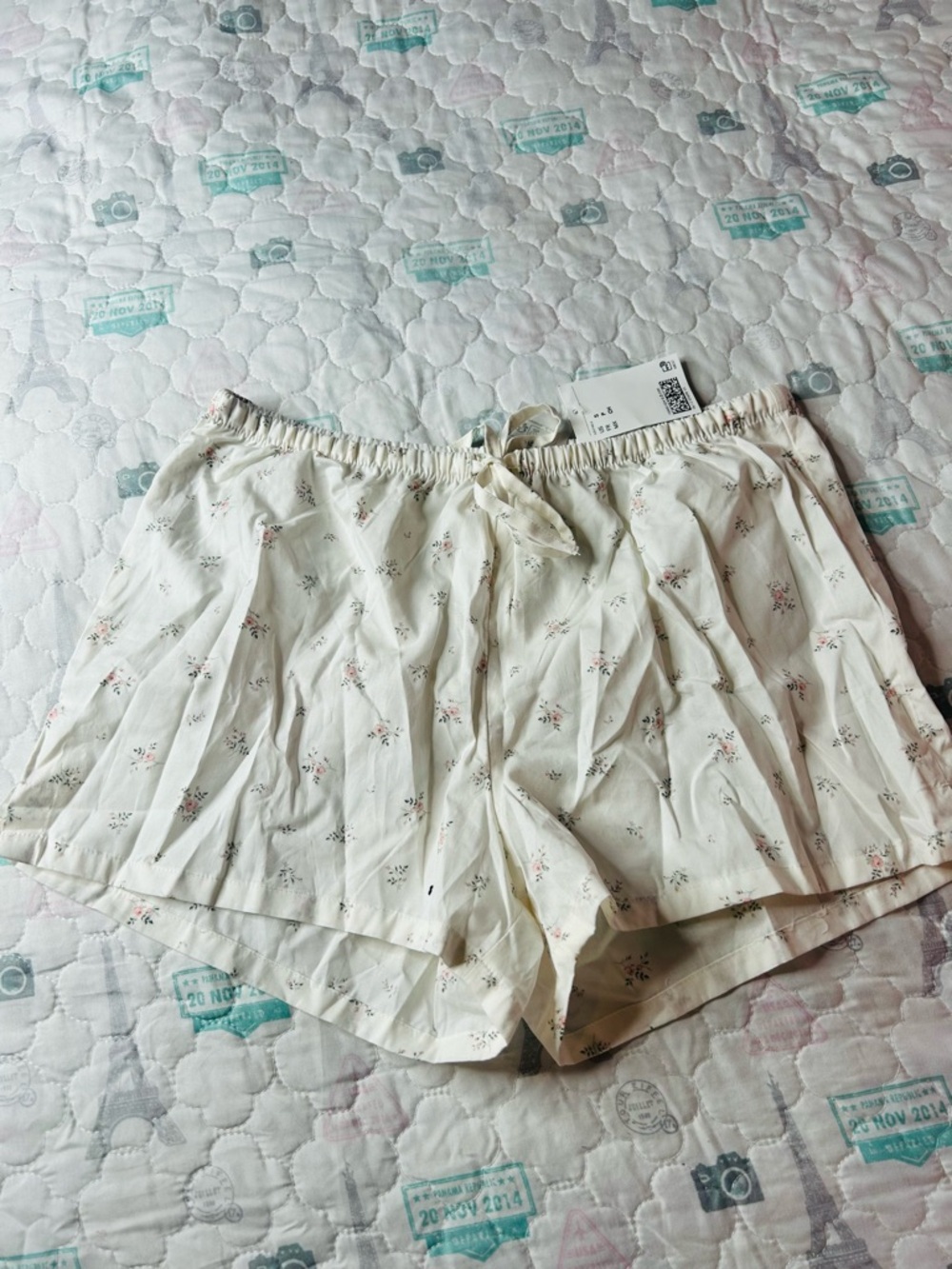 H&M Cream Floral Elastic-Waist Lounge Shorts